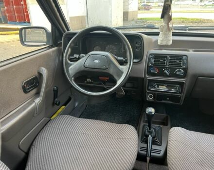 Бежевый Форд Другая, объемом двигателя 1.4 л и пробегом 150 тыс. км за 880 $, фото 17 на Automoto.ua