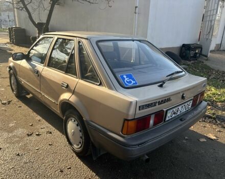 Бежевый Форд Другая, объемом двигателя 1.4 л и пробегом 150 тыс. км за 880 $, фото 4 на Automoto.ua