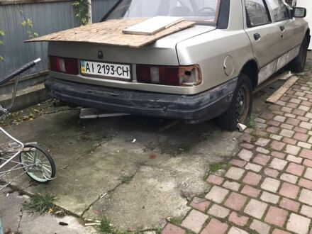 Бежевый Форд Другая, объемом двигателя 2 л и пробегом 23 тыс. км за 286 $, фото 1 на Automoto.ua