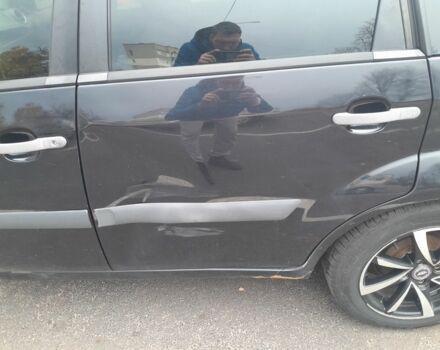 Черный Форд Другая, объемом двигателя 1.4 л и пробегом 290 тыс. км за 2900 $, фото 6 на Automoto.ua