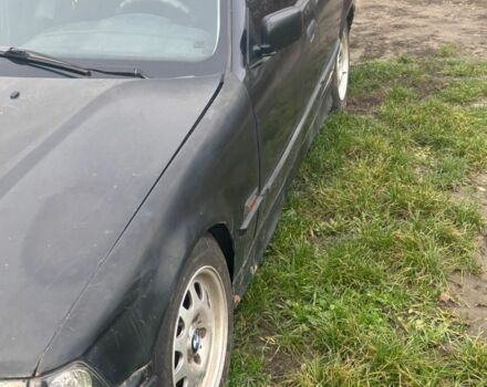 Чорний Форд Інша, об'ємом двигуна 1.8 л та пробігом 300 тис. км за 1350 $, фото 7 на Automoto.ua