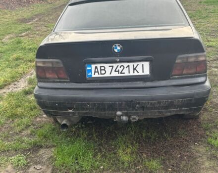 Чорний Форд Інша, об'ємом двигуна 1.8 л та пробігом 300 тис. км за 1350 $, фото 1 на Automoto.ua