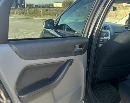 Чорний Форд Інша, об'ємом двигуна 1.6 л та пробігом 2 тис. км за 6800 $, фото 17 на Automoto.ua