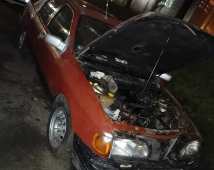 Коричневый Форд Другая, объемом двигателя 2 л и пробегом 700 тыс. км за 320 $, фото 3 на Automoto.ua