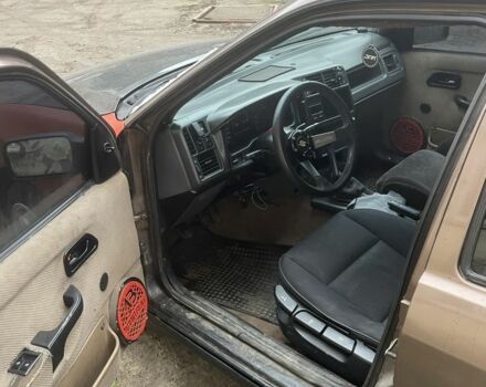 Коричневий Форд Інша, об'ємом двигуна 2 л та пробігом 3 тис. км за 850 $, фото 6 на Automoto.ua