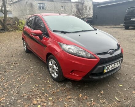 Красный Форд Другая, объемом двигателя 1.2 л и пробегом 148 тыс. км за 5700 $, фото 1 на Automoto.ua
