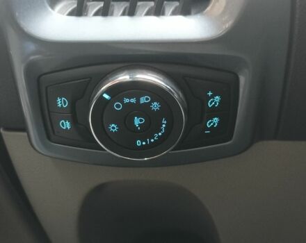 Красный Форд Другая, объемом двигателя 2.2 л и пробегом 105 тыс. км за 21500 $, фото 21 на Automoto.ua