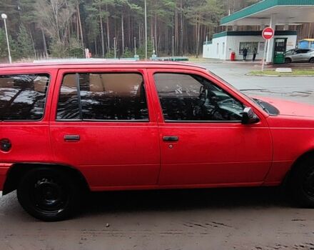 Красный Форд Другая, объемом двигателя 1.3 л и пробегом 57 тыс. км за 1700 $, фото 1 на Automoto.ua