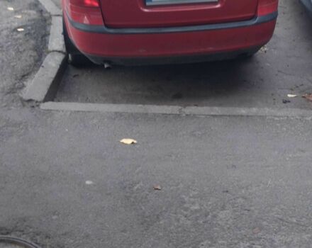 Червоний Форд Інша, об'ємом двигуна 1.6 л та пробігом 160 тис. км за 2500 $, фото 2 на Automoto.ua