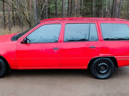 Красный Форд Другая, объемом двигателя 1.3 л и пробегом 57 тыс. км за 1700 $, фото 1 на Automoto.ua