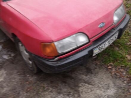 Червоний Форд Інша, об'ємом двигуна 2 л та пробігом 999 тис. км за 700 $, фото 1 на Automoto.ua