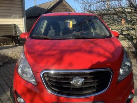 Красный Форд Другая, объемом двигателя 1.2 л и пробегом 120 тыс. км за 7000 $, фото 1 на Automoto.ua