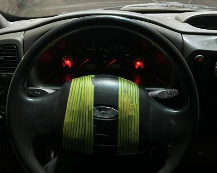 Форд Інша, об'ємом двигуна 0 л та пробігом 0 тис. км за 12800 $, фото 7 на Automoto.ua