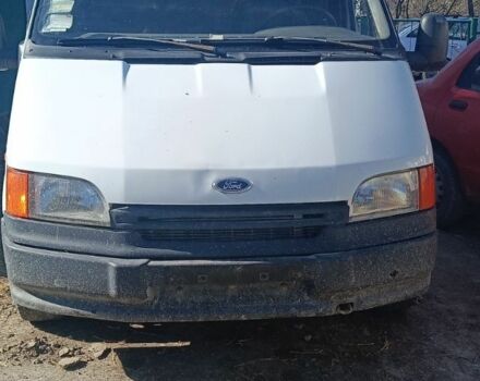 Форд Інша, об'ємом двигуна 2.3 л та пробігом 0 тис. км за 3200 $, фото 1 на Automoto.ua