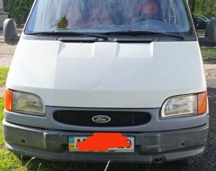 Форд Інша, об'ємом двигуна 2.3 л та пробігом 0 тис. км за 1700 $, фото 1 на Automoto.ua