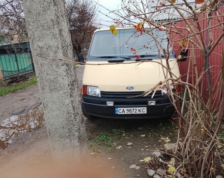 Форд Інша, об'ємом двигуна 0 л та пробігом 0 тис. км за 1800 $, фото 1 на Automoto.ua