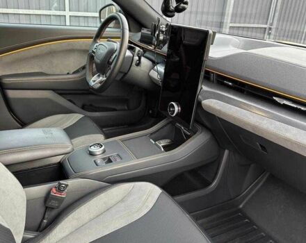 Жовтий Форд Інша, об'ємом двигуна 0 л та пробігом 6 тис. км за 15500 $, фото 6 на Automoto.ua