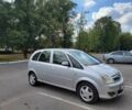 Серый Форд Другая, объемом двигателя 1.6 л и пробегом 253 тыс. км за 4200 $, фото 1 на Automoto.ua