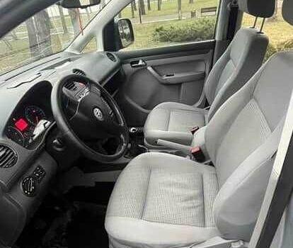 Сірий Форд Інша, об'ємом двигуна 1.9 л та пробігом 4 тис. км за 6300 $, фото 6 на Automoto.ua