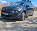 Сірий Форд Інша, об'ємом двигуна 2 л та пробігом 237 тис. км за 11800 $, фото 1 на Automoto.ua