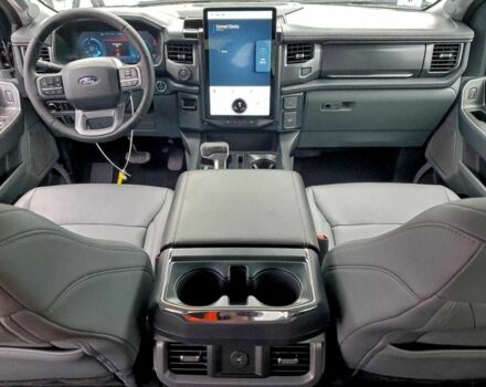 Серый Форд Другая, объемом двигателя 0 л и пробегом 1 тыс. км за 17500 $, фото 7 на Automoto.ua