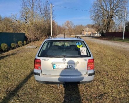 Сірий Форд Інша, об'ємом двигуна 1.9 л та пробігом 430 тис. км за 3000 $, фото 1 на Automoto.ua