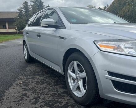 Сірий Форд Інша, об'ємом двигуна 1.6 л та пробігом 198 тис. км за 7500 $, фото 17 на Automoto.ua