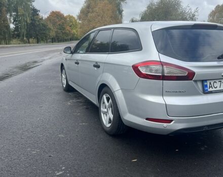 Сірий Форд Інша, об'ємом двигуна 1.6 л та пробігом 198 тис. км за 7500 $, фото 3 на Automoto.ua