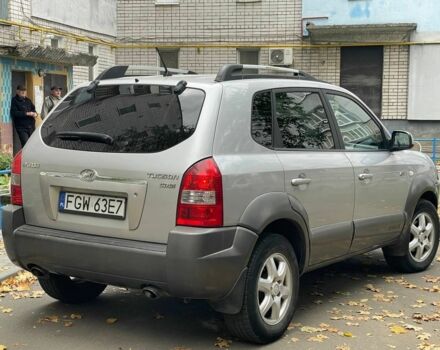 Сірий Форд Інша, об'ємом двигуна 2 л та пробігом 300 тис. км за 3950 $, фото 5 на Automoto.ua