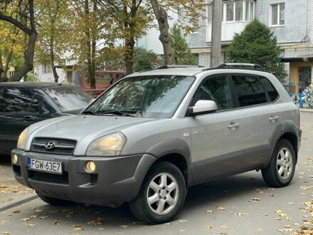 Форд Другая 2005 в Синельниковом на Automoto.ua Серый Форд Другая, объемом двигателя 2 л и пробегом 300 тыс. км за 3950 $, фото 1 на Automoto.ua