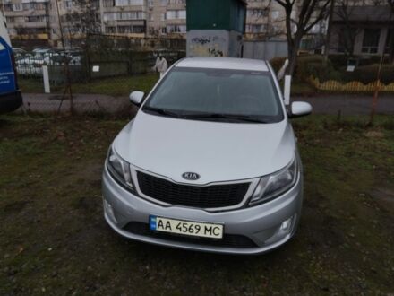 Сірий Форд Інша, об'ємом двигуна 1.6 л та пробігом 81 тис. км за 5018 $, фото 1 на Automoto.ua