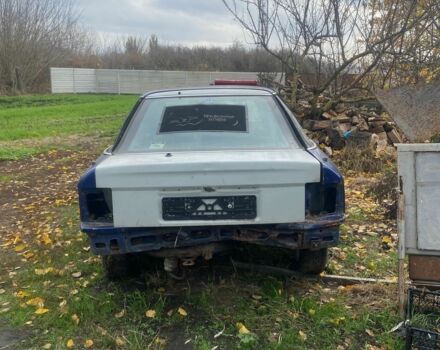 Синий Форд Другая, объемом двигателя 2 л и пробегом 250 тыс. км за 595 $, фото 9 на Automoto.ua