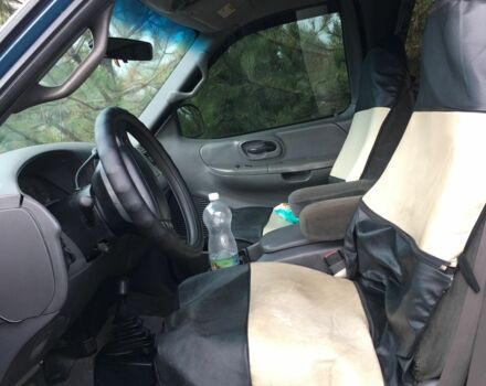 Зелений Форд Інша, об'ємом двигуна 5.4 л та пробігом 270 тис. км за 8277 $, фото 4 на Automoto.ua