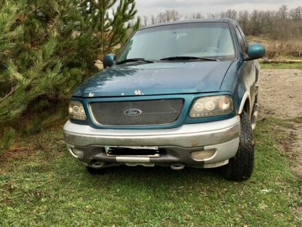 Зелений Форд Інша, об'ємом двигуна 5.4 л та пробігом 270 тис. км за 8277 $, фото 1 на Automoto.ua