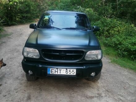 Форд Другая 1999 в Яворове на Automoto.ua Зеленый Форд Другая, объемом двигателя 4 л и пробегом 300 тыс. км за 2500 $, фото 1 на Automoto.ua