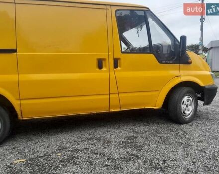 Желтый Форд E-250, объемом двигателя 2 л и пробегом 400 тыс. км за 3000 $, фото 2 на Automoto.ua