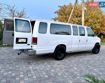 Білий Форд E-350, об'ємом двигуна 5.4 л та пробігом 10 тис. км за 14000 $, фото 5 на Automoto.ua