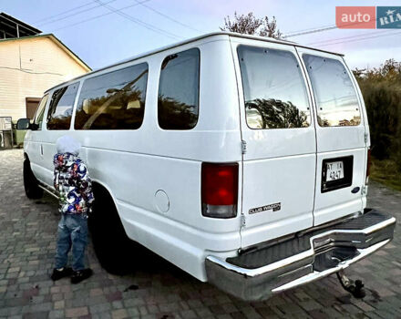 Білий Форд E-350, об'ємом двигуна 5.4 л та пробігом 10 тис. км за 14000 $, фото 13 на Automoto.ua