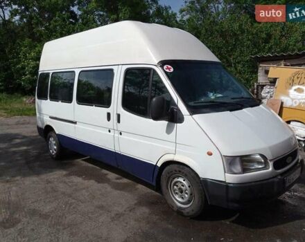 Белый Форд Е-серия, объемом двигателя 2.5 л и пробегом 630 тыс. км за 3845 $, фото 2 на Automoto.ua