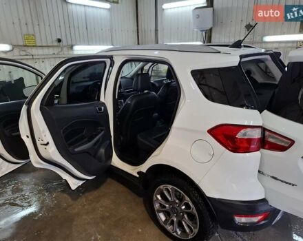 Белый Форд Экоспорт, объемом двигателя 2 л и пробегом 55 тыс. км за 10450 $, фото 2 на Automoto.ua