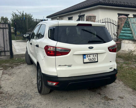 Белый Форд Экоспорт, объемом двигателя 1 л и пробегом 100 тыс. км за 12100 $, фото 3 на Automoto.ua