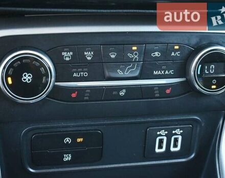 Белый Форд Экоспорт, объемом двигателя 2 л и пробегом 37 тыс. км за 2500 $, фото 11 на Automoto.ua