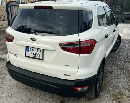 Белый Форд Экоспорт, объемом двигателя 1 л и пробегом 100 тыс. км за 12100 $, фото 4 на Automoto.ua