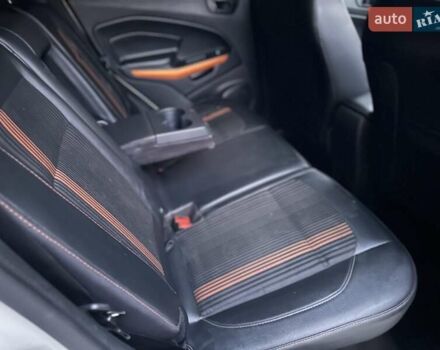 Білий Форд Екоспорт, об'ємом двигуна 0 л та пробігом 122 тис. км за 12800 $, фото 23 на Automoto.ua