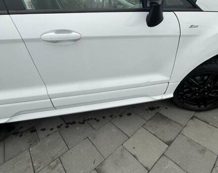 Белый Форд Экоспорт, объемом двигателя 1 л и пробегом 66 тыс. км за 11377 $, фото 3 на Automoto.ua