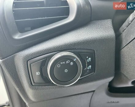 Форд Екоспорт 2019 у Києві на Automoto.ua Білий Форд Екоспорт, об'ємом двигуна 2 л та пробігом 68 тис. км за 13500 $, фото 31 на Automoto.ua