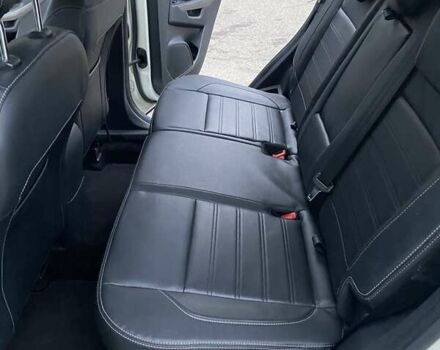 Белый Форд Экоспорт, объемом двигателя 2 л и пробегом 89 тыс. км за 13400 $, фото 12 на Automoto.ua