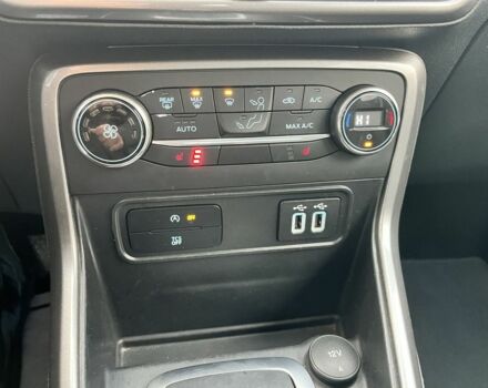 Білий Форд Екоспорт, об'ємом двигуна 2 л та пробігом 68 тис. км за 13500 $, фото 15 на Automoto.ua