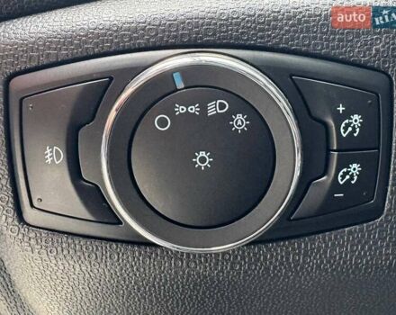 Белый Форд Экоспорт, объемом двигателя 2 л и пробегом 82 тыс. км за 13490 $, фото 17 на Automoto.ua