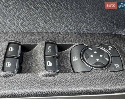 Белый Форд Экоспорт, объемом двигателя 2 л и пробегом 82 тыс. км за 13490 $, фото 15 на Automoto.ua